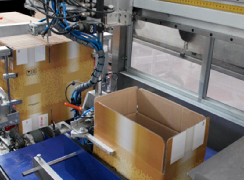 OMA-AC1000-incartamento-sistema-di-apertura-cartoni-con-movimentazione-brushless-patented