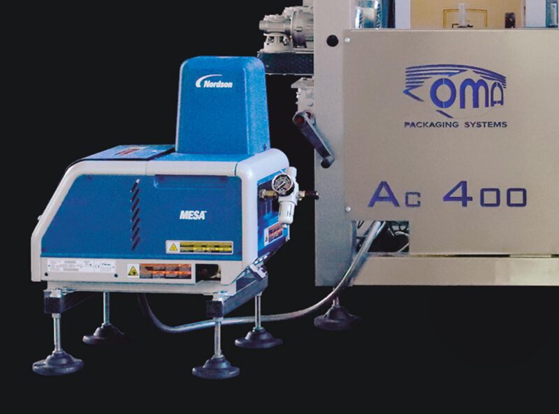 OMA-AC400-con-chiusura-inferiore-del-cartone-a-colla
